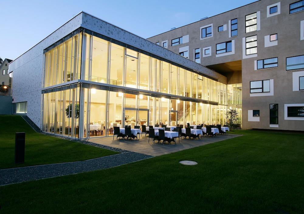 Hotel Die Zeit Санкт Файт ан дер Глан Екстериор снимка