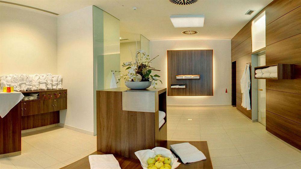 Hotel Die Zeit Санкт Файт ан дер Глан Екстериор снимка